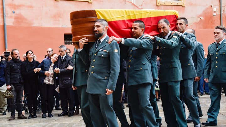 Funeral por el guardia civil asesinado a tiros en Granada que ha sido condecorado