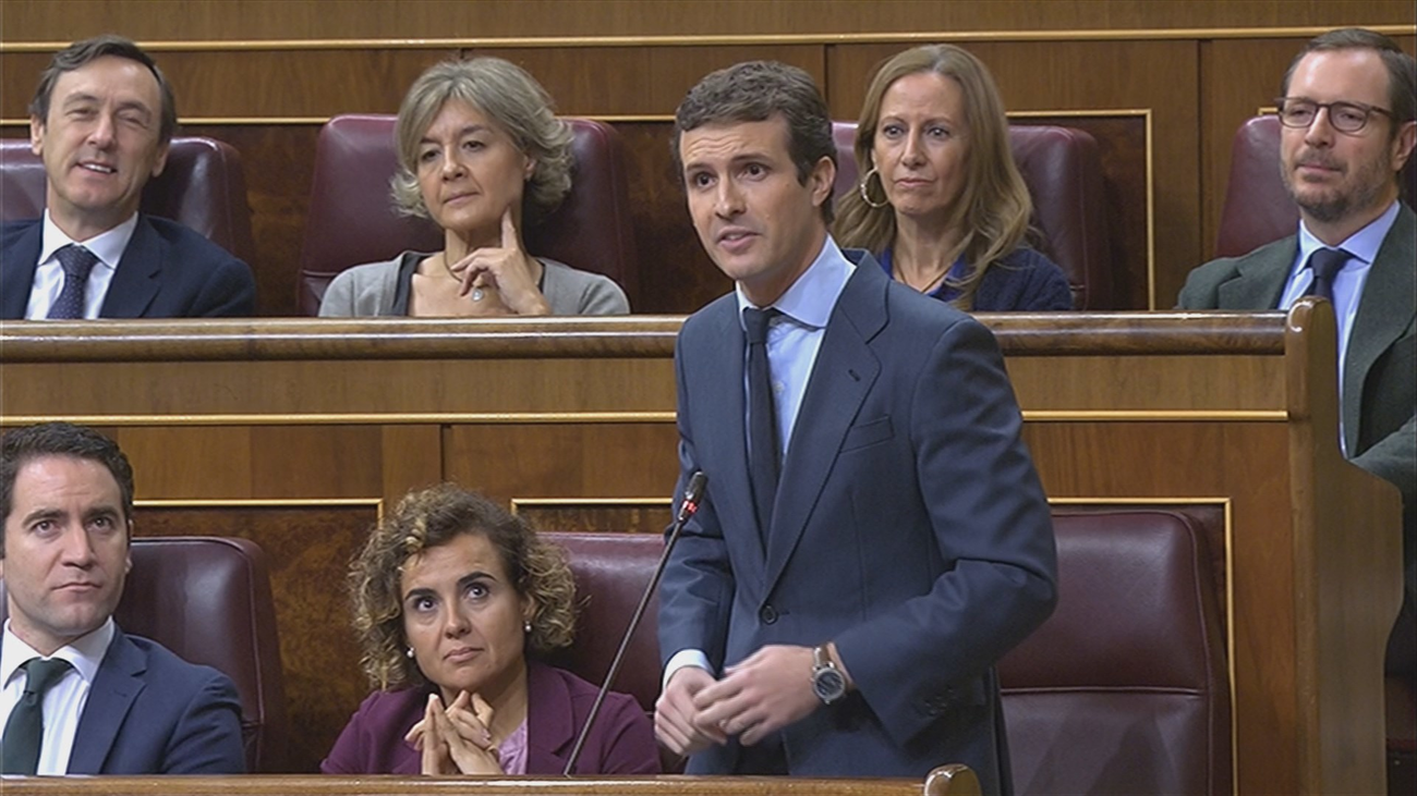 Casado tacha los Presupuestos de "panfleto" ilegal negociado con terroristas