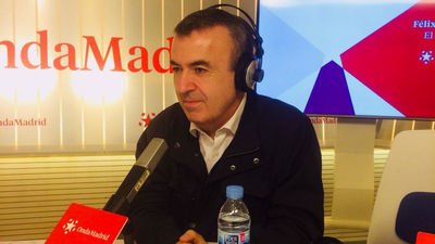 Lorenzo Silva: "La novela negra cuenta cómo reacciona la sociedad frente al mal"