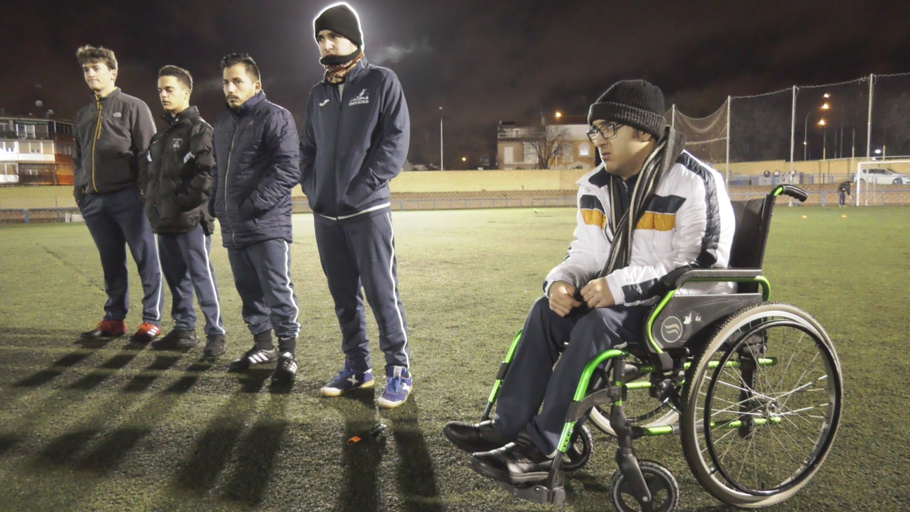 Arián Saffari, primer entrenador  de fútbol en silla de ruedas