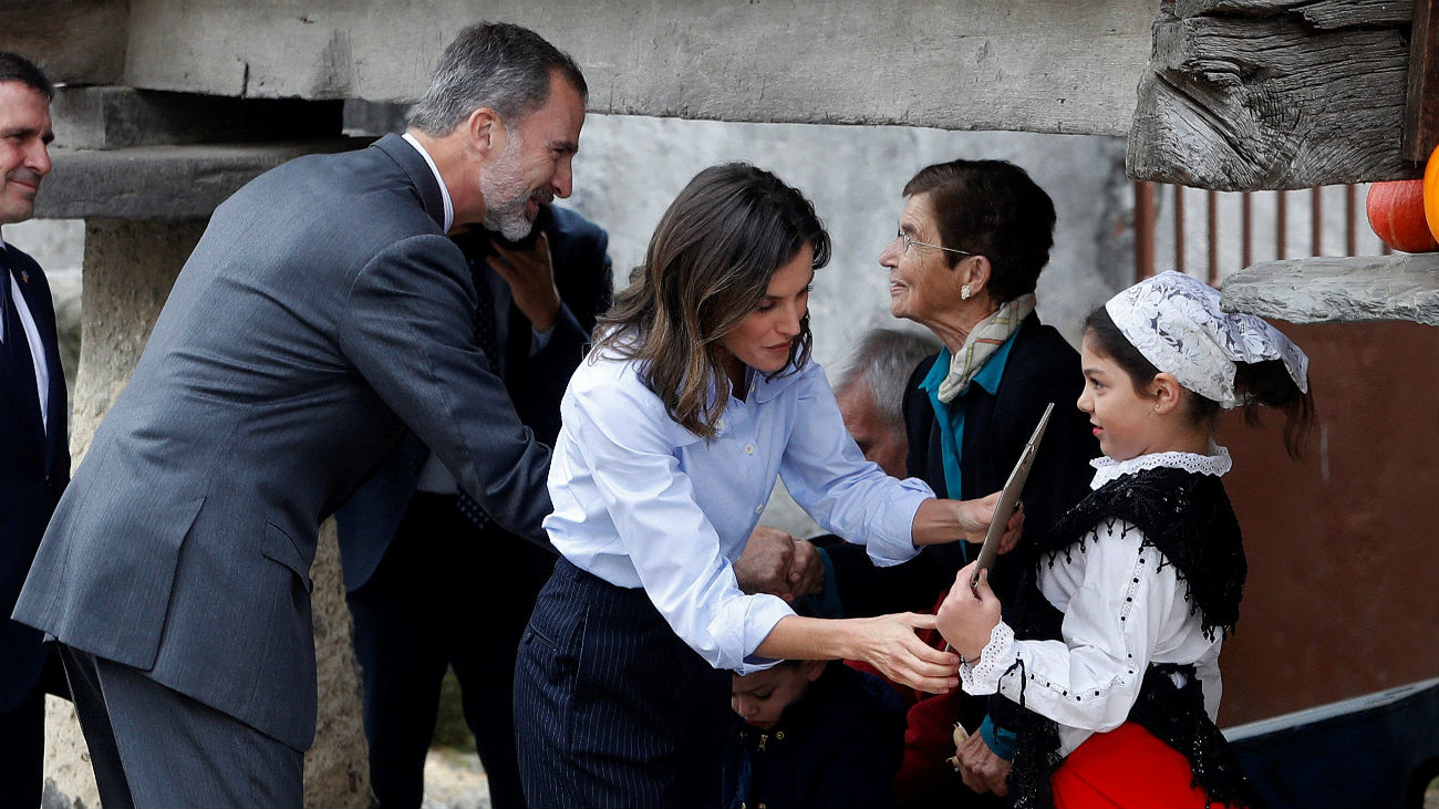 El Rey homenajea a la mujer rural por su "esfuerzo y sacrificio ejemplares"