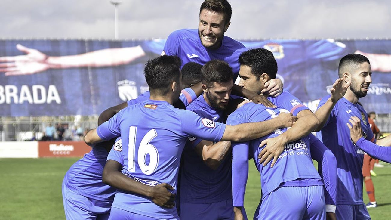 2-0. El 'Fuenla' se impone con diez al Atleti B