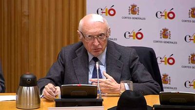 Pérez-Llorca alerta de una operación de "jaque al rey" contra Felipe VI