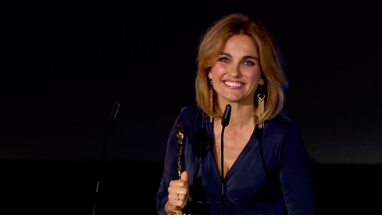 Lourdes Maldonado y Eso no se Pregunta, recogen sus premios Iris de la Academia de Televisión