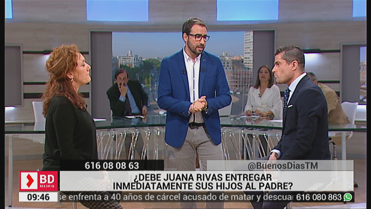 ¿Debe Juana entregar inmediatamente sus hijos al padre de los niños?