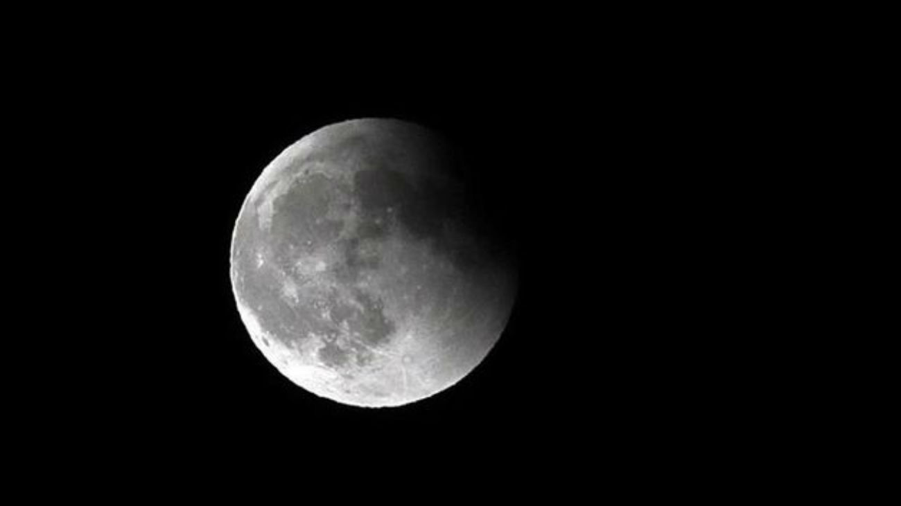 Todas las caras de la luna