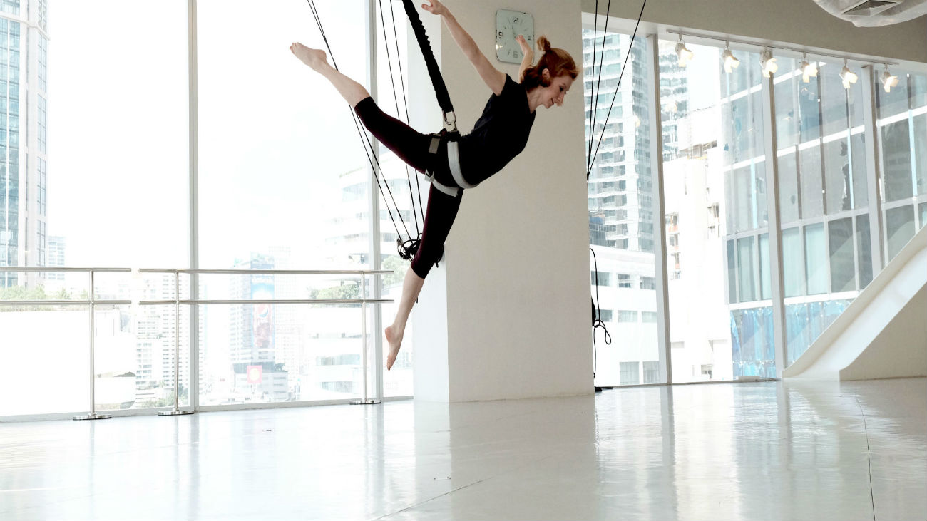 Llega el bungee workout, un deporte para “colgados”