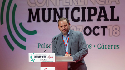 Ábalos: el PSOE no debe entrar "en la charca" ni caer en las descalificaciones del PP