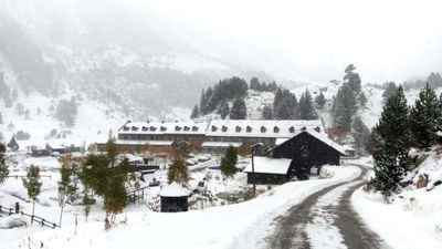 El temporal deja en España apagones, cortes de vías y trenes interrumpidos