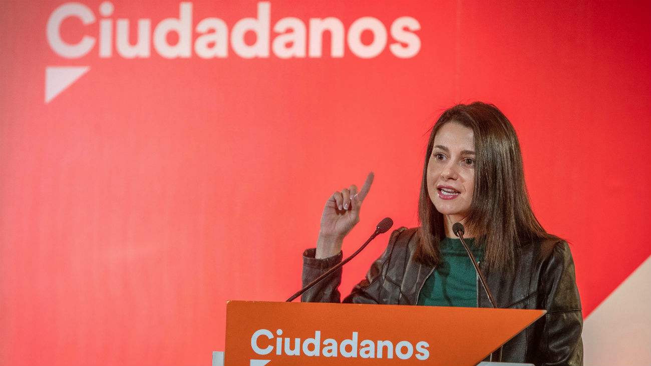 Arrimadas: "Andalucía no es del PSOE como Cataluña no es de los nacionalistas"