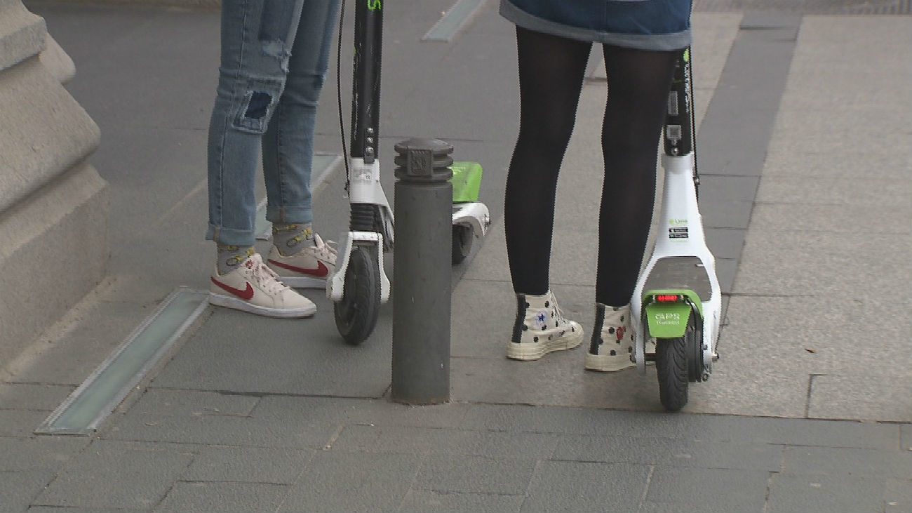 Más de 60 reclamaciones de los peatones por los patinetes eléctricos