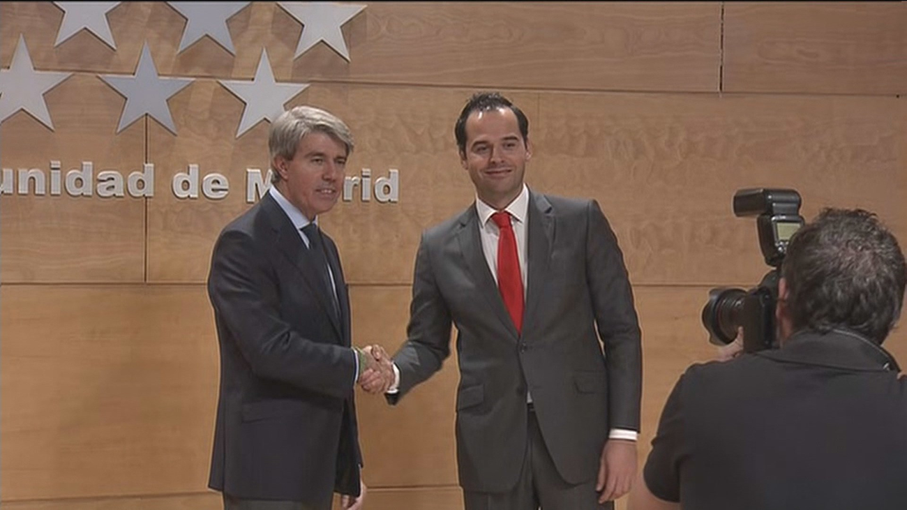 Acuerdo de Garrido y Aguado en los Presupuestos de la Comunidad para  2019