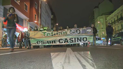 Vecinos de Tetuán se movilizan contra la proliferación de casas de apuestas en el distrito