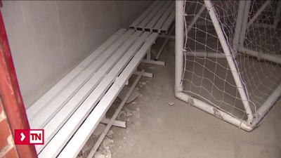 Los usuarios del polideportivo de Valdemoro denuncian su abandono