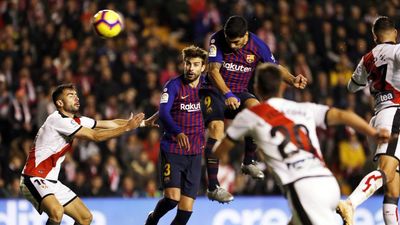 2-3. El Rayo Vallecano rozó la victoria ante el Barça
