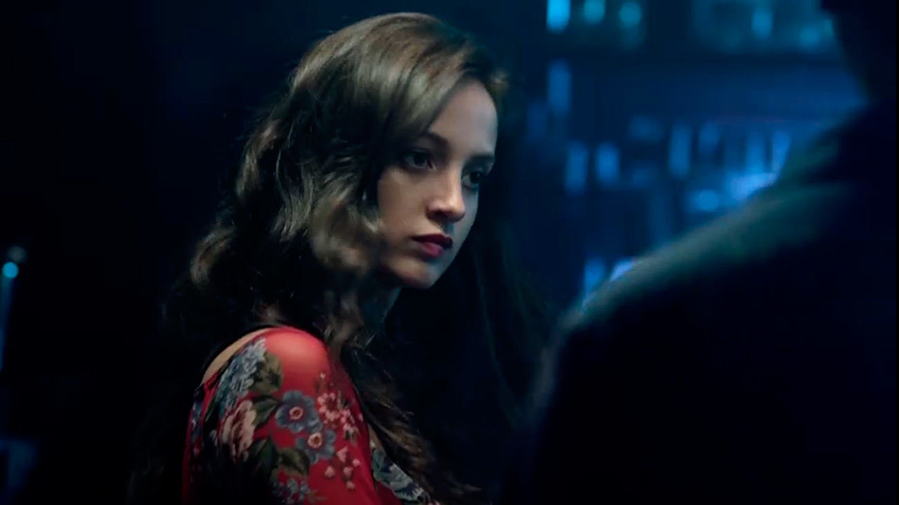 La espantada de Edurne ante la policía