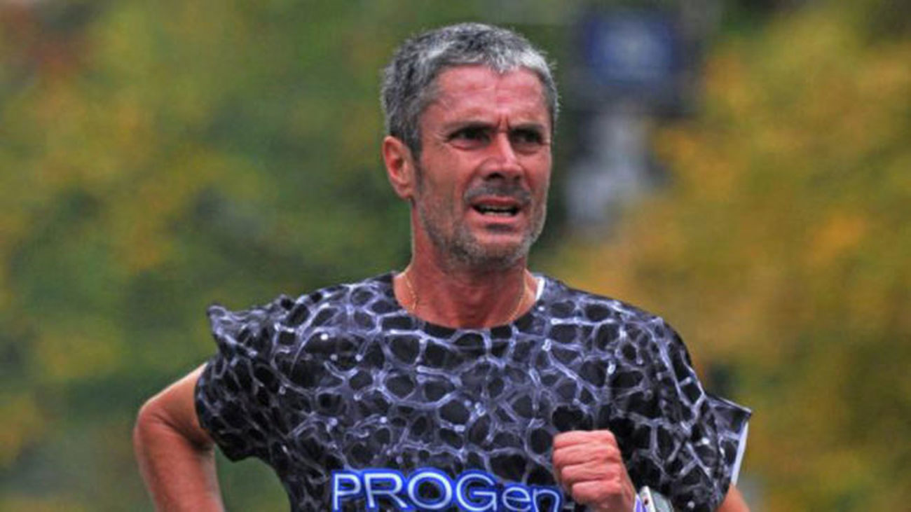 Martin Fiz: "Elena Loyo se va a Vitoria a correr porque está aterrorizada"