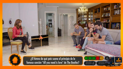 ¿Qué himno suena al principio de esta canción de Los Beatles?