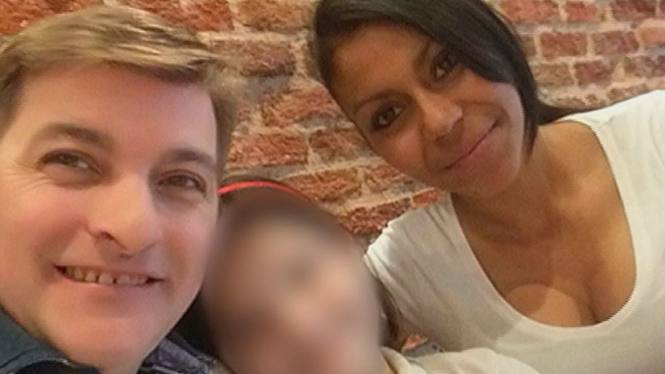 César Román, 'el Rey del cachopo' y su novia Heydi Paz