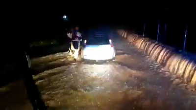 Una tormenta torrencial en Valencia descarga 210 litros en 4 horas