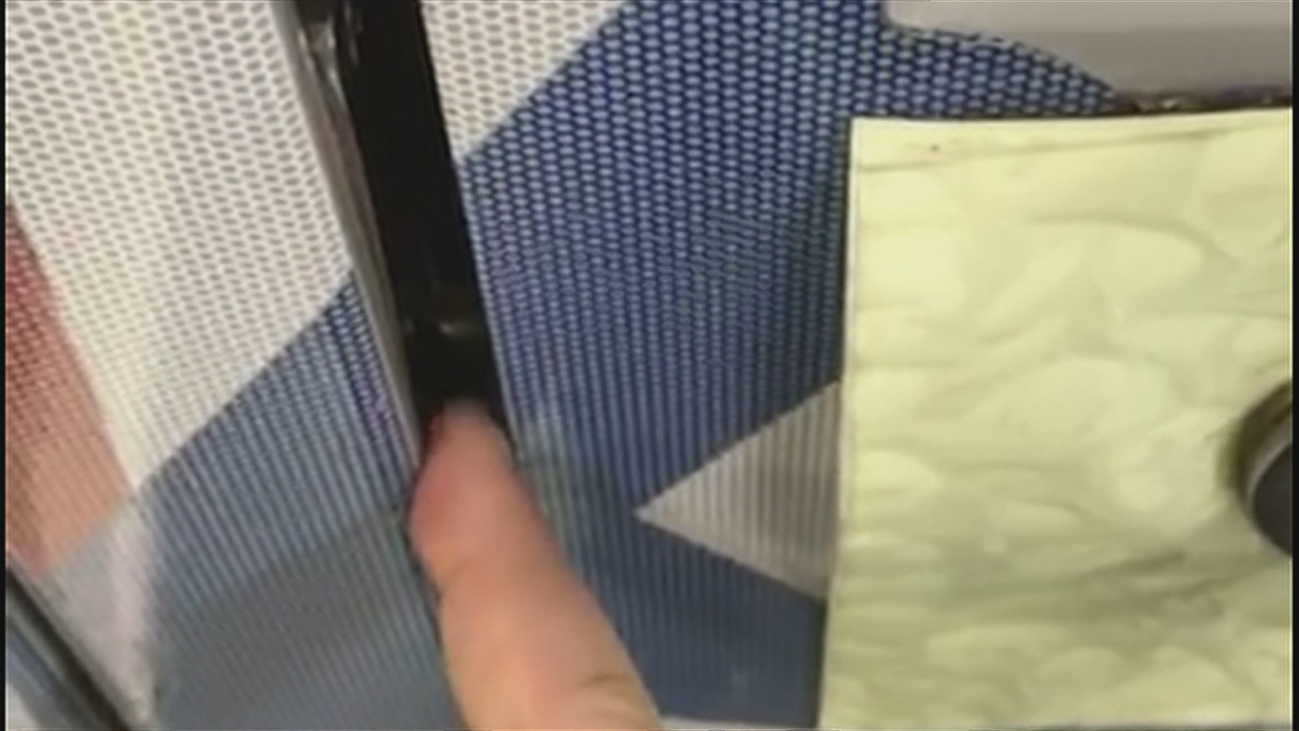 Un 'youtuber' demuestra lo fácil que es acceder a la cabina de los maquinistas de Metro