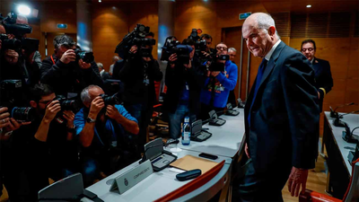 Chaves no responde al PP y  sostiene que no hay financiación irregular del PSOE