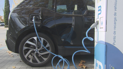 Las 1.300 gasolineras con mayor cuota en su área deberán instalar puntos de recarga eléctrica