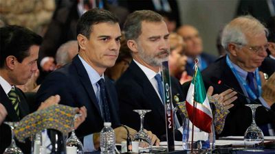 Sánchez insta a Iberoamérica a defender la democracia frente al autoritarismo