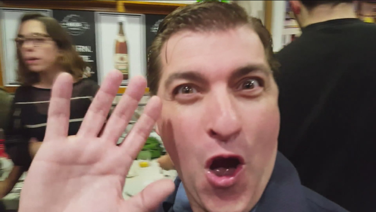 Con barba y rapado: así era la identidad falsa del 'rey del cachopo'