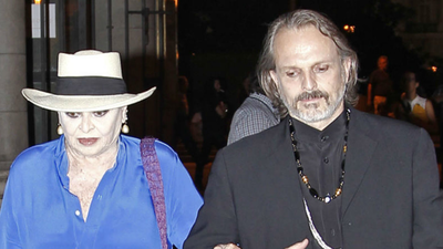 Miguel Bosé y su madre se pelean
