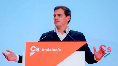 Rivera acusa a Sánchez de haber "perdido el respeto" a los españoles