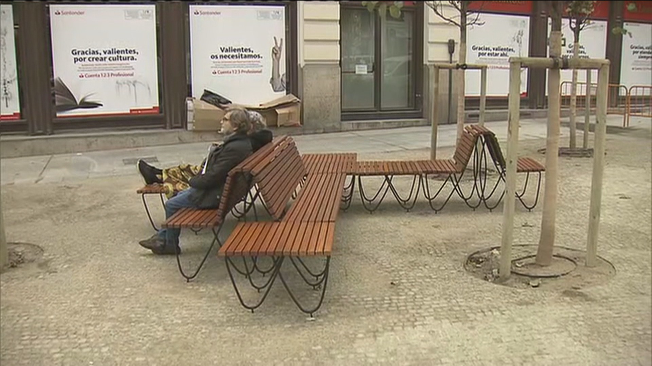 La Gran Vía estrena 33 bancos modulables