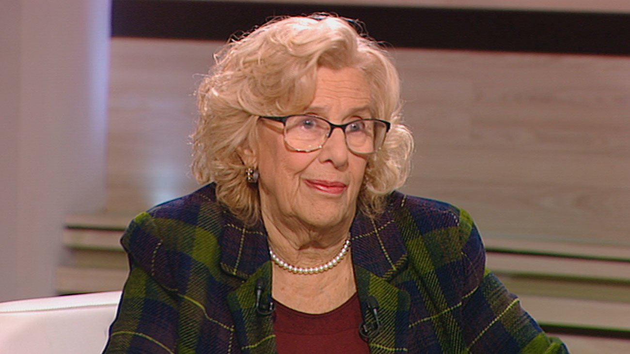 Carmena  se vuelve a caer en su casa y se rompe el tobillo