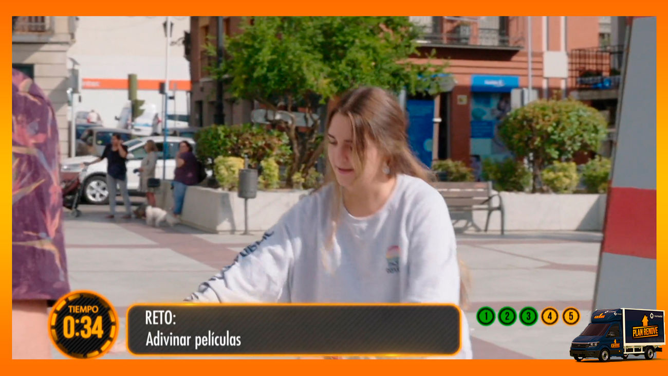 El reto: mímica de pelis en mitad de la calle