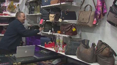 Pequeños comerciantes contra el 'Black Friday' por alterar el periodo de rebajas