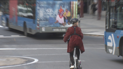 Sometemos a la Gran Vía al test del ciclista urbano