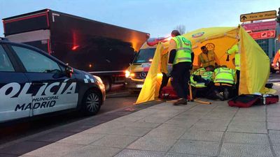 Un hombre de 60 años muere atropellado en un paso de peatones junto a Ifema