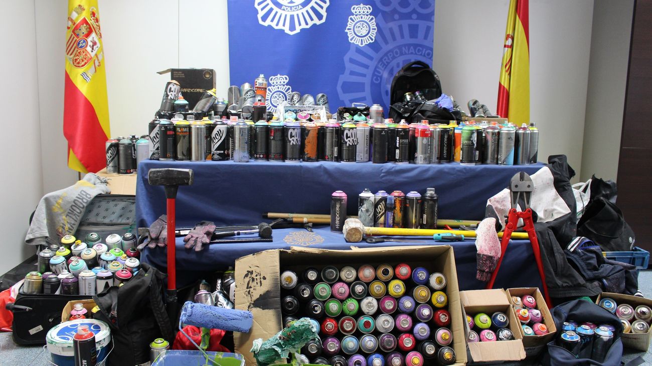 Material incautado a grafiteros madrileños