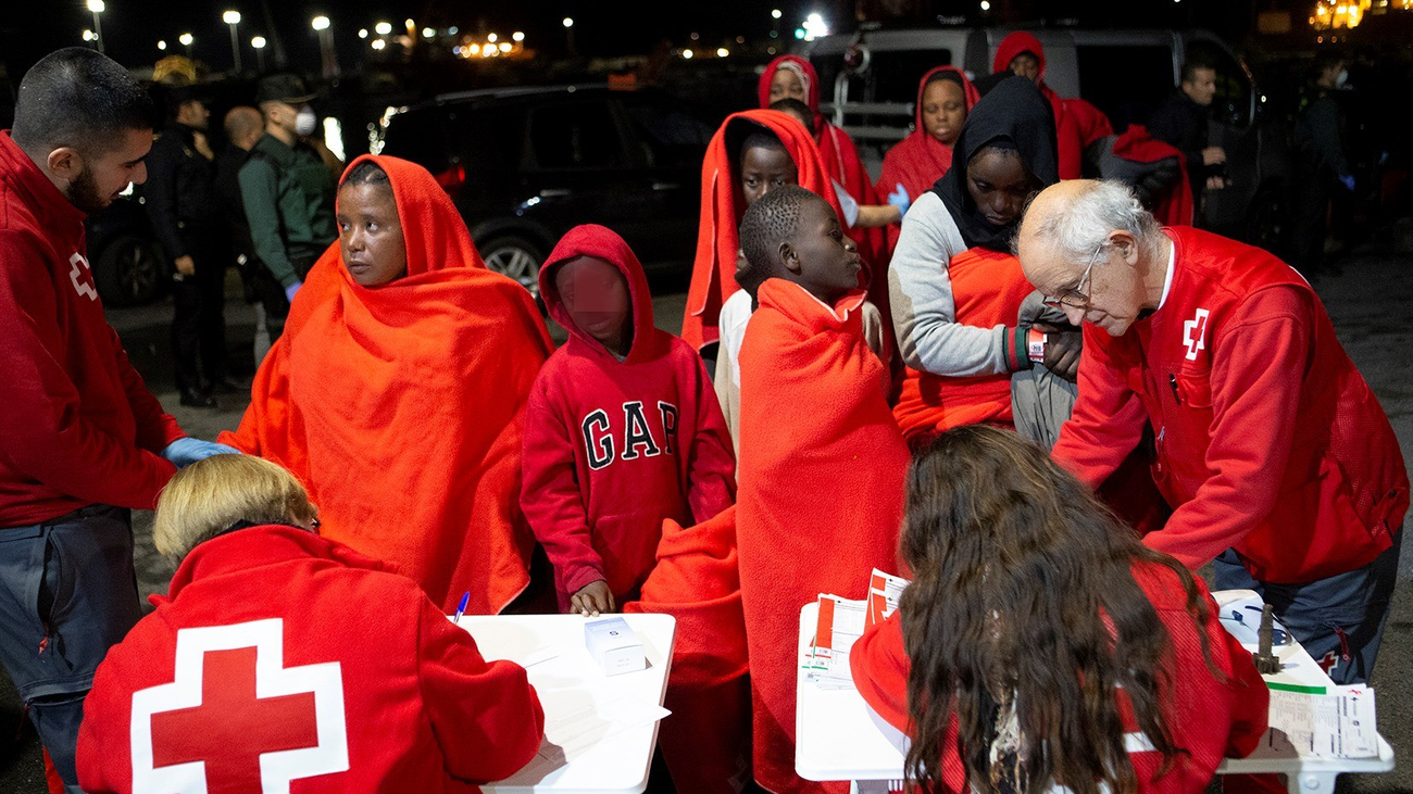 Más de 900 inmigrantes rescatados en las pasadas 24 horas en el Mar de Alborán