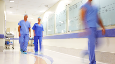 Los médicos alertan sobre el aumento de los bulos respecto a la salud