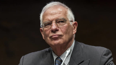 La oposición pide la dimisión de Borrell por la multa de la CNMV