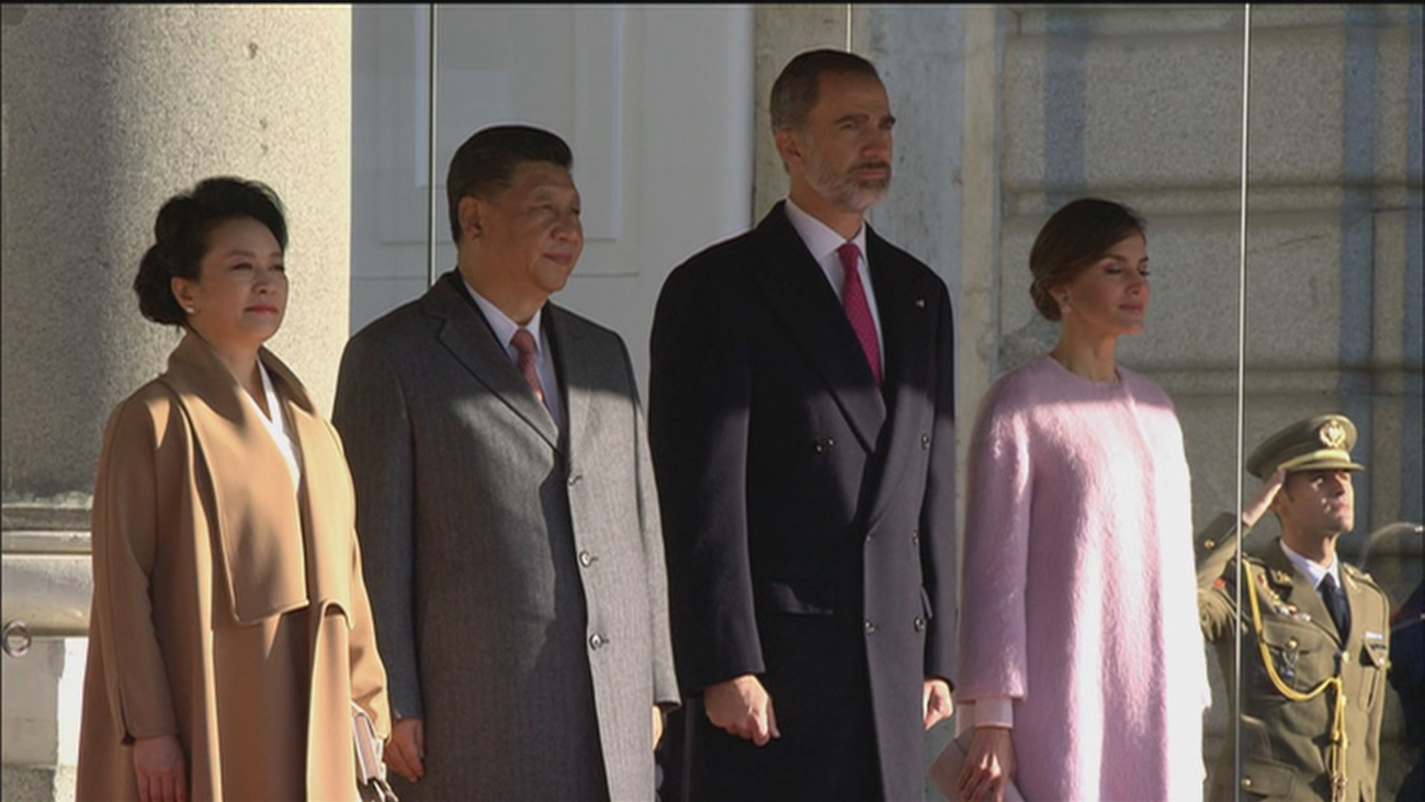 China anima a España a "subir nuevos peldaños" en su relación bilateral