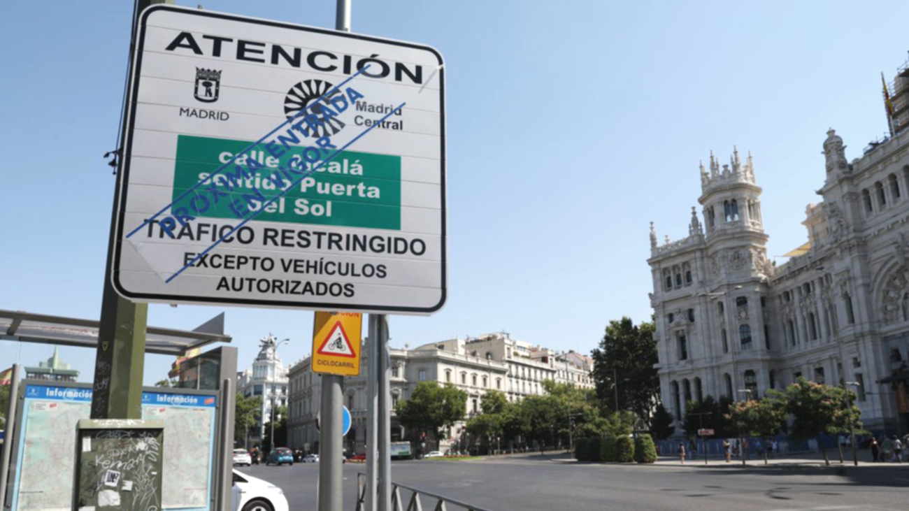Cartel que anuncia la llegada de Madrid Central