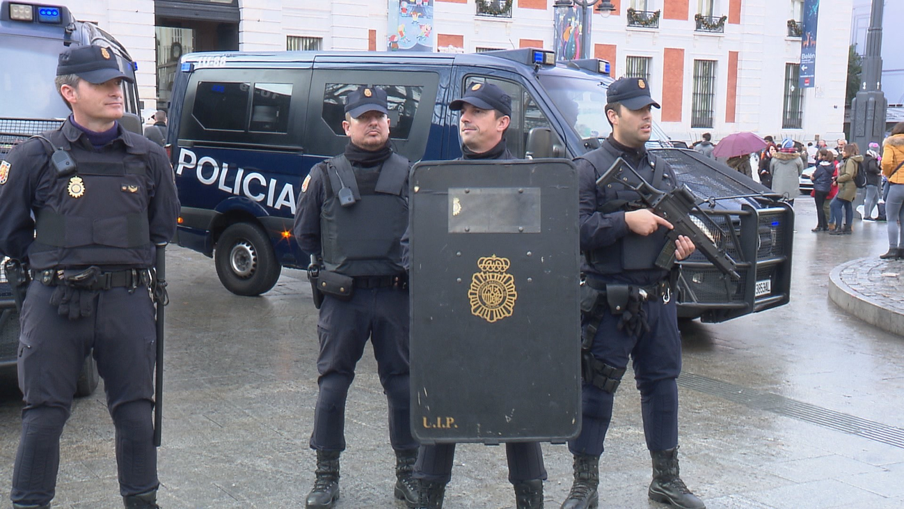 Más patrullas y agentes en la calle reforzarán la seguridad durante la Navidad en Madrid