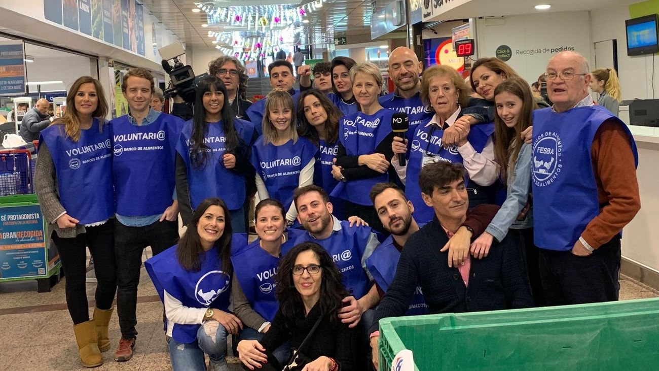 El equipo de ‘Madrid Directo’ recoge 7.680 kilos de alimentos en la ‘Gran recogida’ del Banco de Alimentos