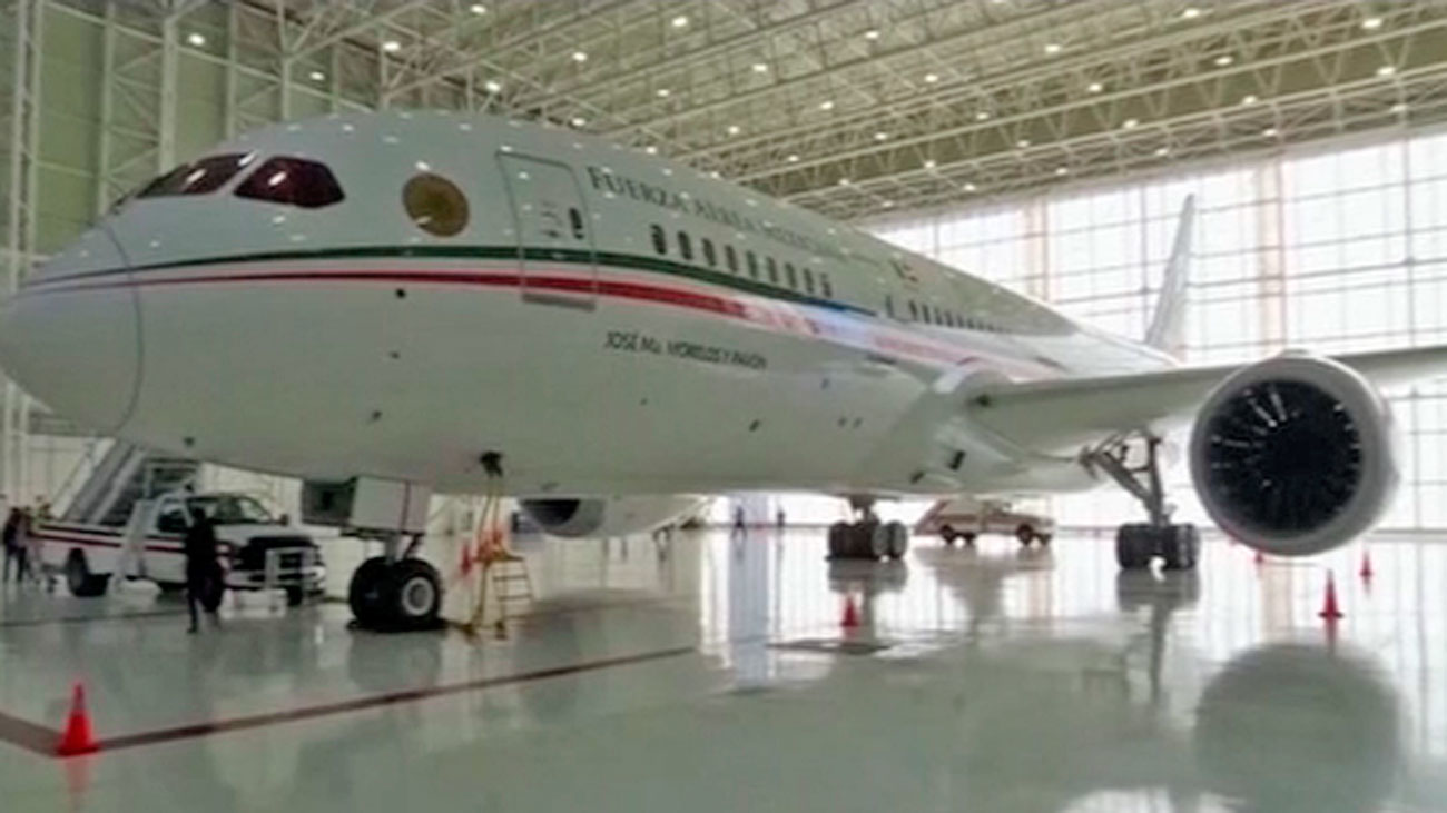 El avión presidencial de México en venta como parte del programa de austeridad de López Obrador