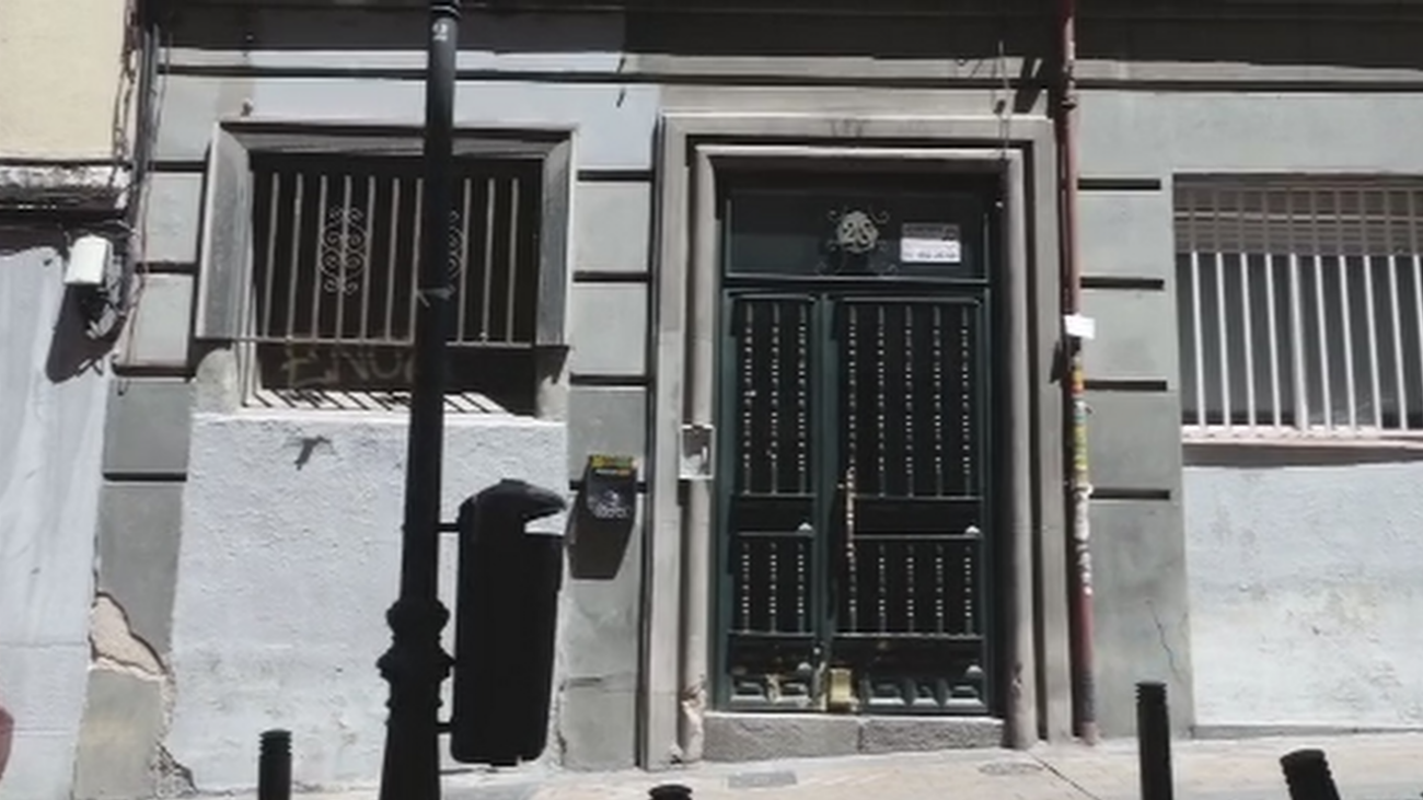 Tapiado el narcolocal de Malasaña