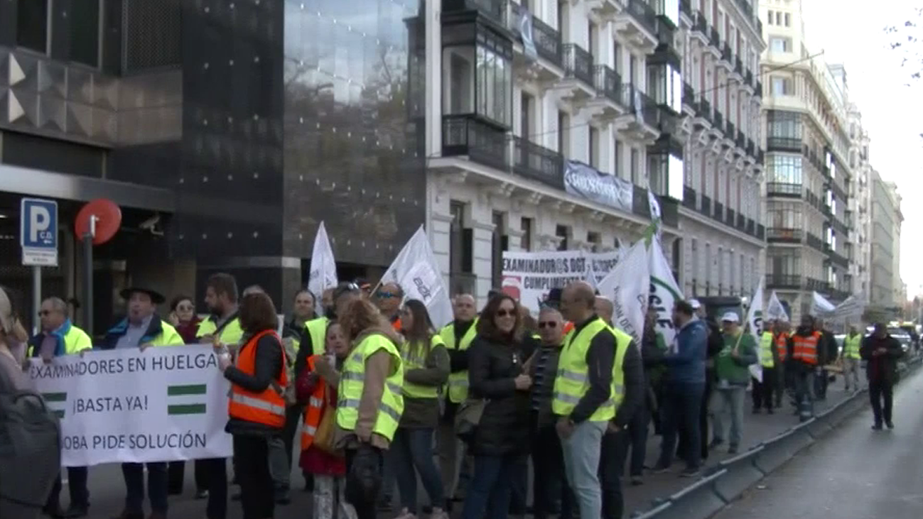 Suspendidos 5.000 exámenes de tráfico por la huelga de los examinadores