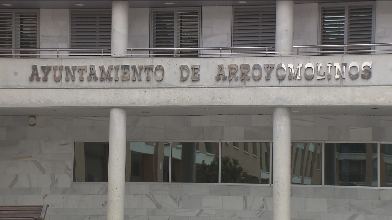 El PP denuncia que podrían llegar a  40 los contratos 'a dedo' en Arroyomolinos