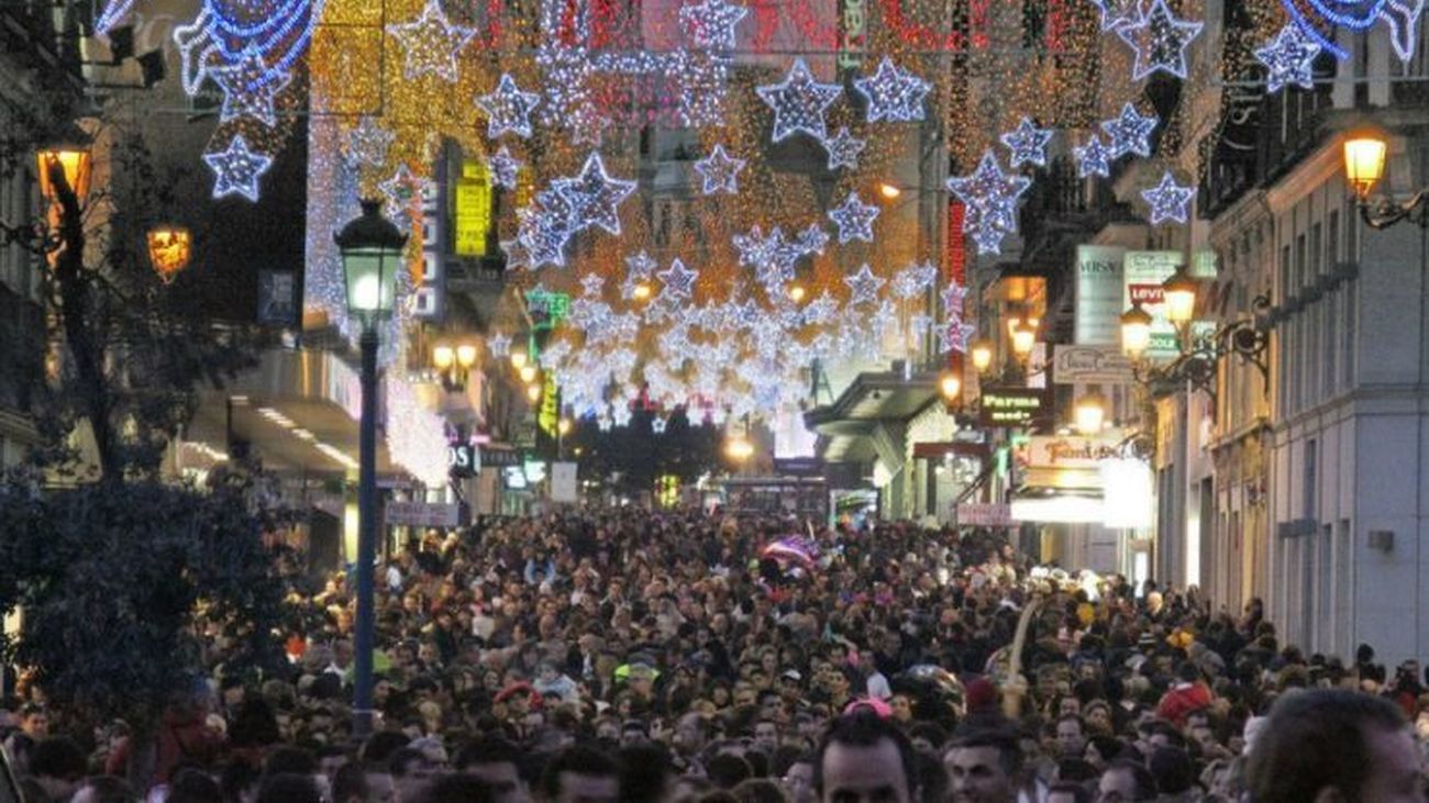 Los madrileños gastarán una media de 700 euros en compras navideñas